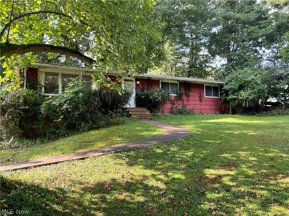 180 Paradise Rd, Painesville, OH 44077