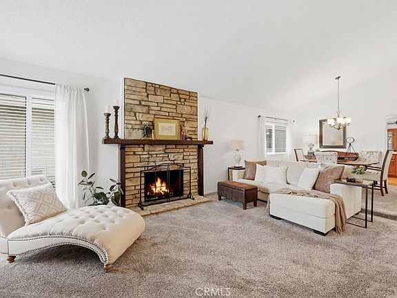 4th image of 18052 Amargoso St