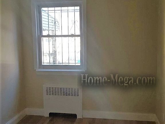 2nd image of 910 Bouck Ave