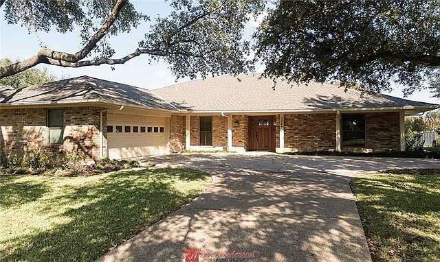 1st image of 3249 Brookhaven Club Dr