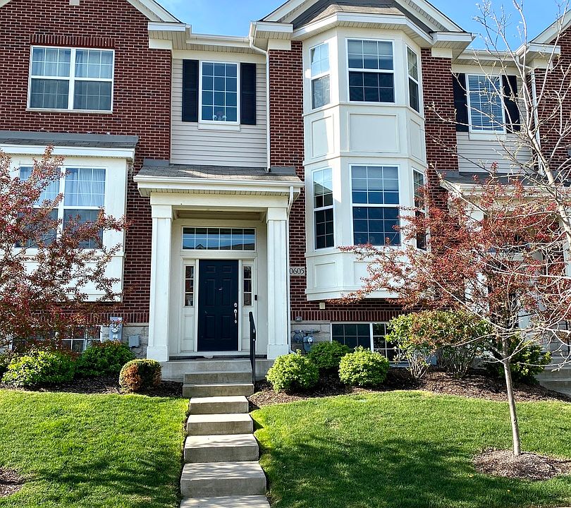 1st image of 10605 W 153rd Pl
