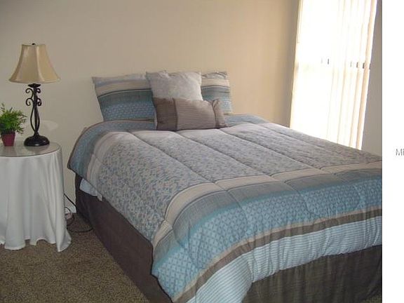 5th image of 713 Magnolia Pl