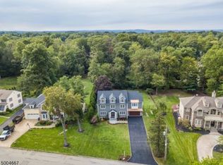 125 Braidburn Rd, Florham Park, NJ 07932