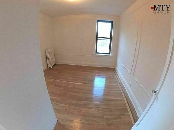 4th image of 41-34 43rd St #D-2