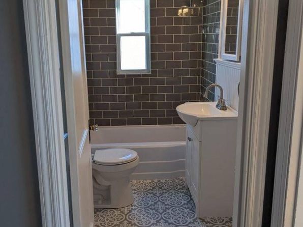 4131 Oakwood Ave Floor 2