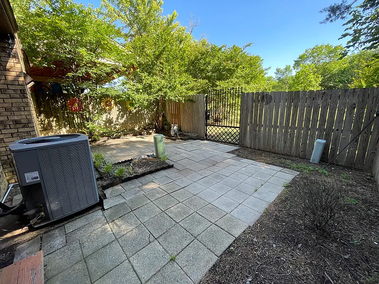 925 Millrun Ct — Photo 26