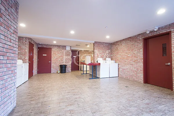 Rented by Brick&Mortar | media 48