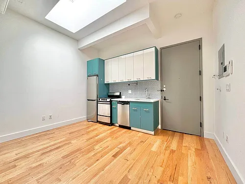 67 Central Ave #3A Photo 1