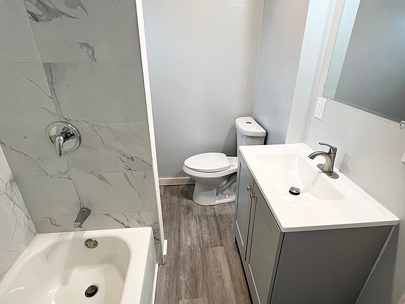 3rd image of 102 Hansen Ave #1