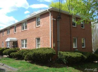8 Regan St APT 1, Vernon, CT 06066