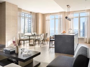 514 N Peshtigo Ct #1105, Chicago, IL 60611