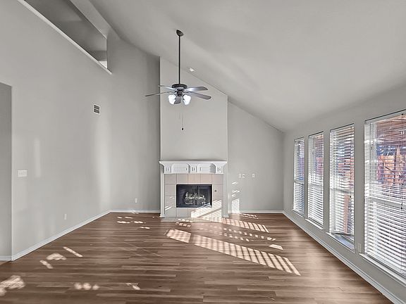 2nd image of 8001 Twin Oaks Dr