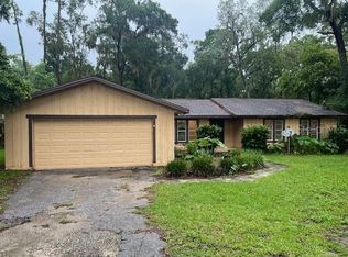 2061 SE 38th St, Ocala, FL 34480