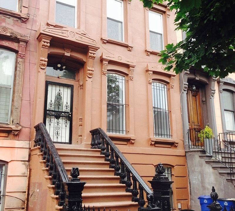 1st image of 261 Vernon Ave #3