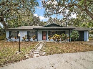 505 W Catawba St, Fruitland Park, FL 34731