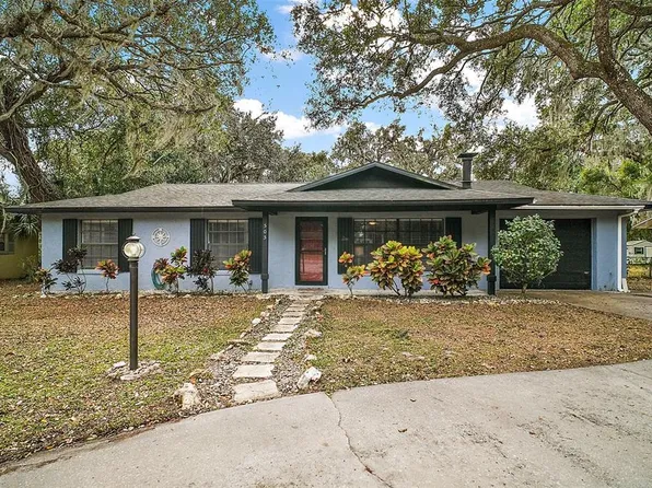 505 W Catawba St, Fruitland Park, FL 34731