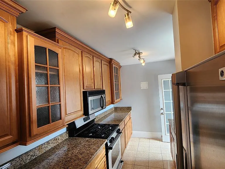 7570 Byron Pl #3W — Photo 1