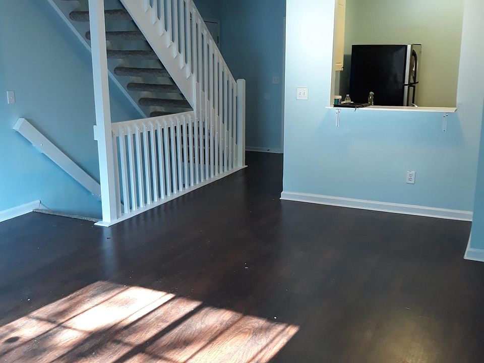 1st image of 7433 Macgeorge Pl