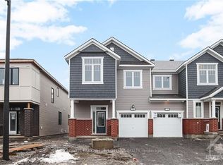 71 Kindred Row, Ottawa, ON K2S 2Z6
