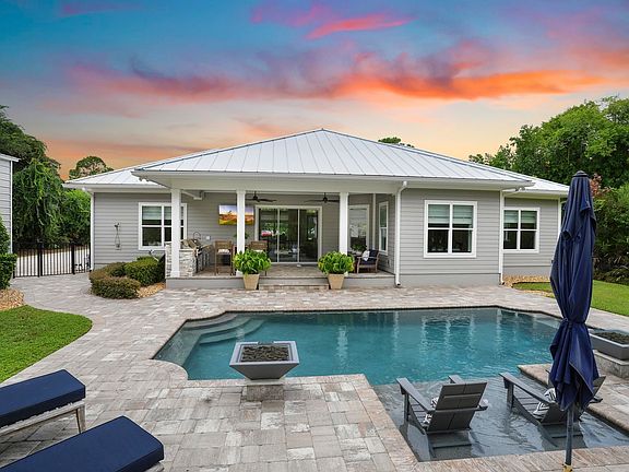 4th image of 6908 Cypress Spring Ct
