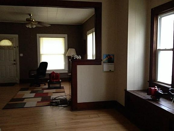 5th image of 409 N Burgess St