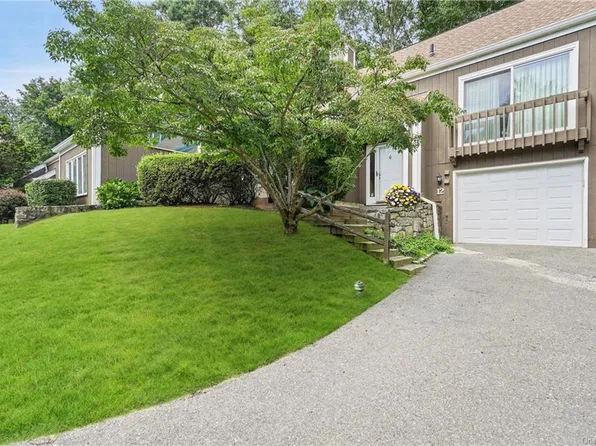 12 Pondview Clos, Chappaqua, NY 10514