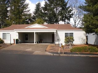 9085 SW Cedarcrest St, Portland, OR 97223