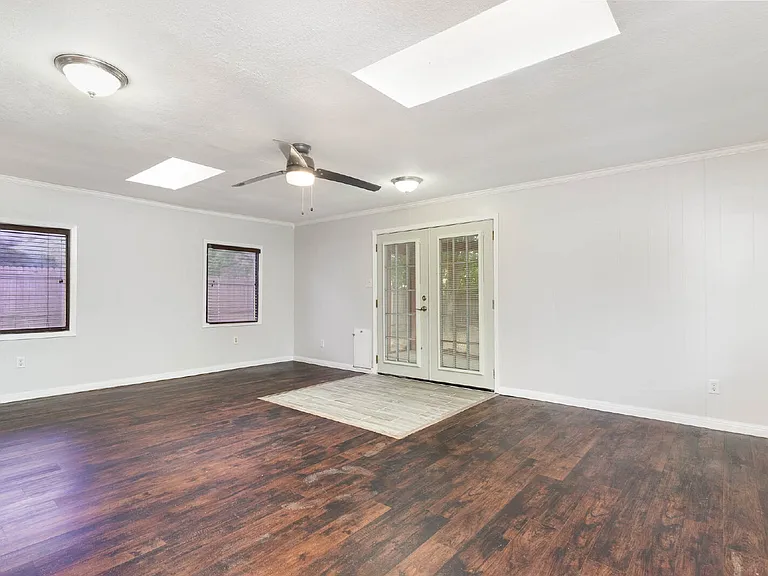 414 E Grenoble Dr — Photo 17