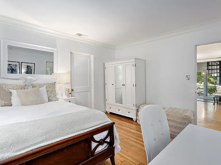 321 Vanderbilt Rd — Photo 14