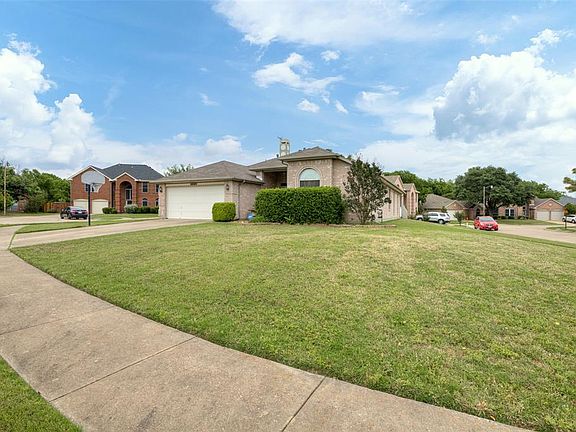 3rd image of 4807 Brady Ct