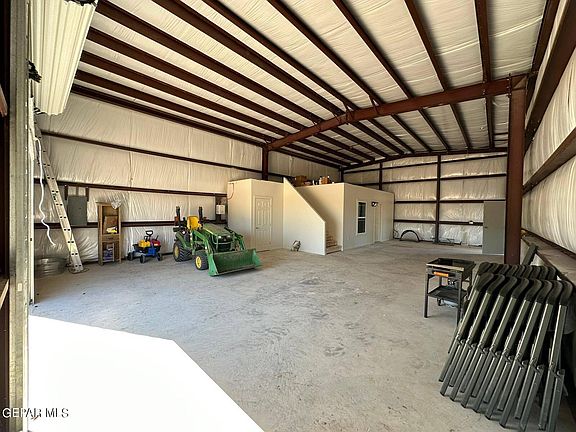 5th image of 6111 County Road B10