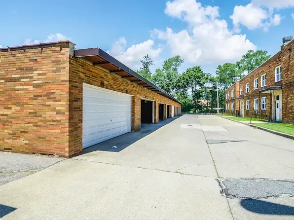 Brookline Gardens, 1348 Brookline Rd #2c3d96a29, Cleveland, OH 44121