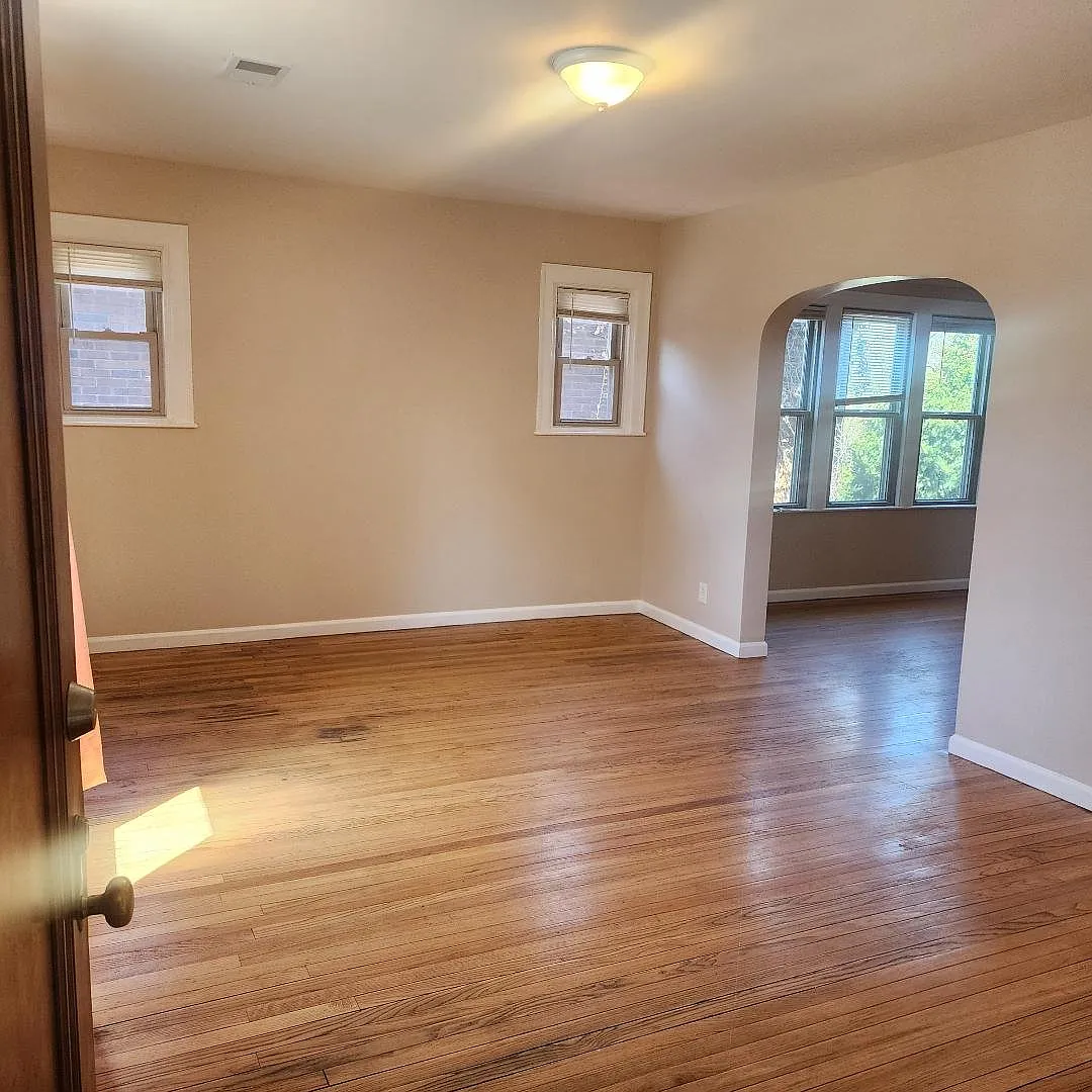East English Village Upper 2 Bedroom Unit — Photo 3