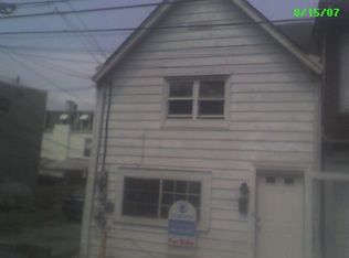 1335 Emmett St, Allentown, PA 18102