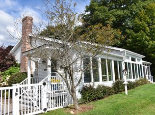 2 Harbor View Ln, Belfast, ME 04915