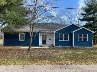 542 S 10th St, Clinton, IN 47842