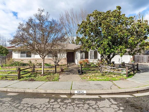 3rd image of 5074 Dupont Court E