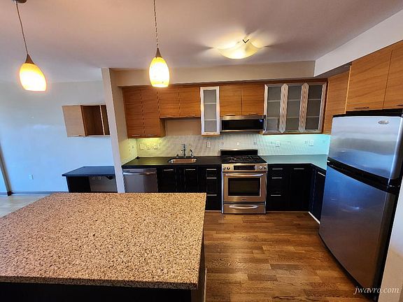 4th image of 177 Townsend St Unit 735