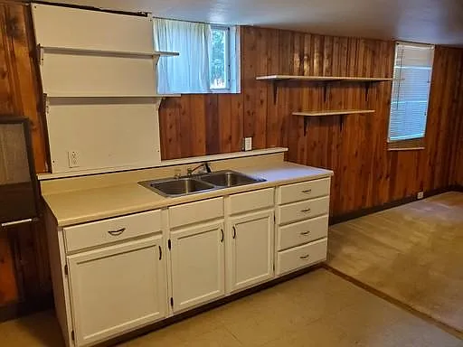 305 Scott Ave #C — Photo 7