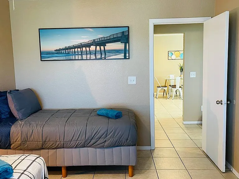 5020 E Eight Mile Rd — Photo 32
