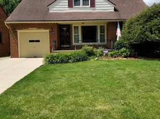 16885 Webster Rd, Middleburg Heights, OH