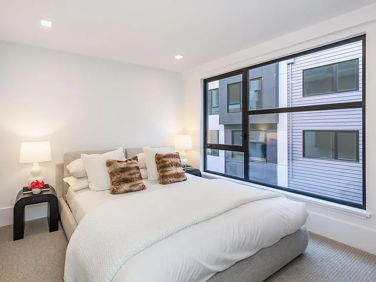 1288 Howard St #330 — Photo 11