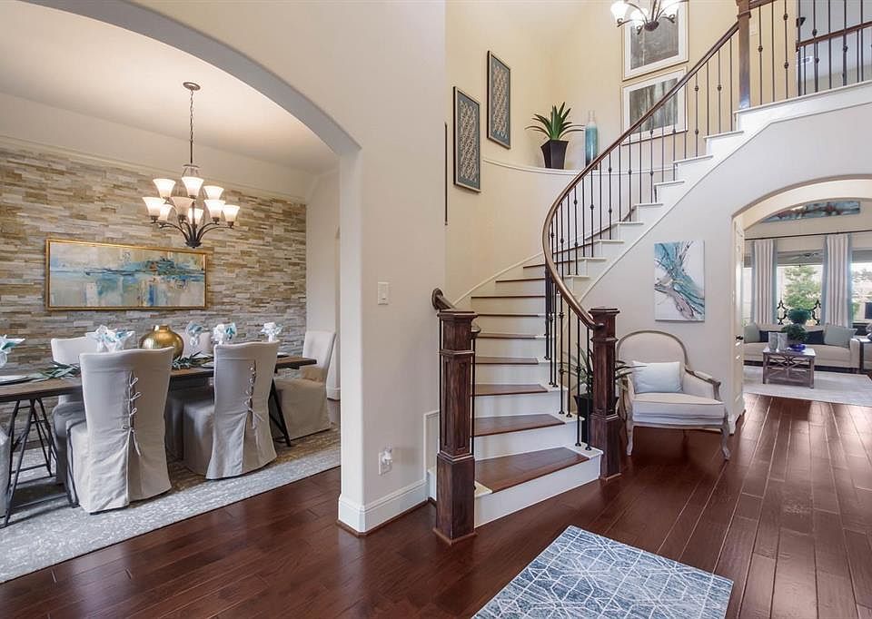 1st image of 10470 Lake Palmetto Dr
