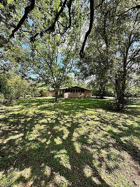 1st image of 835 Tanglewood Dr