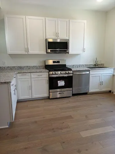 3194 S Grand Blvd #A Photo 1