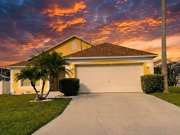 2nd image of 208 Silverton Rd