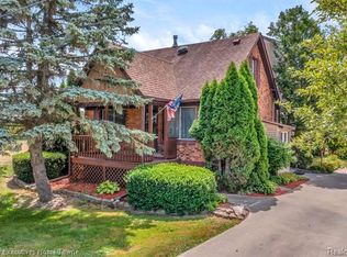 11653 Burt Rd, Riley, MI 48041