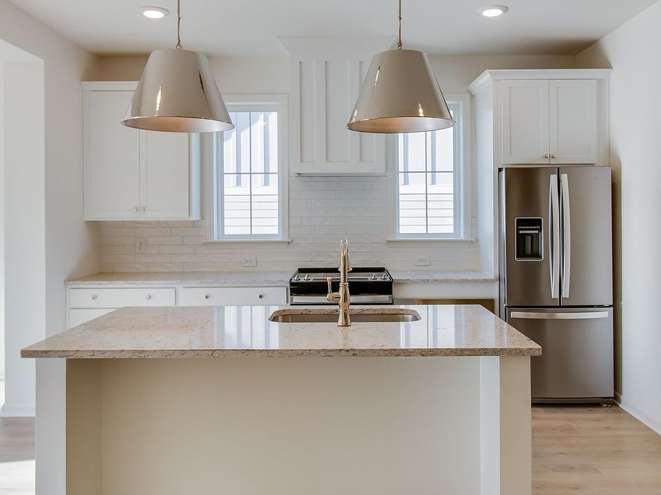 2nd image of 542 Byres Ct Lot 20B