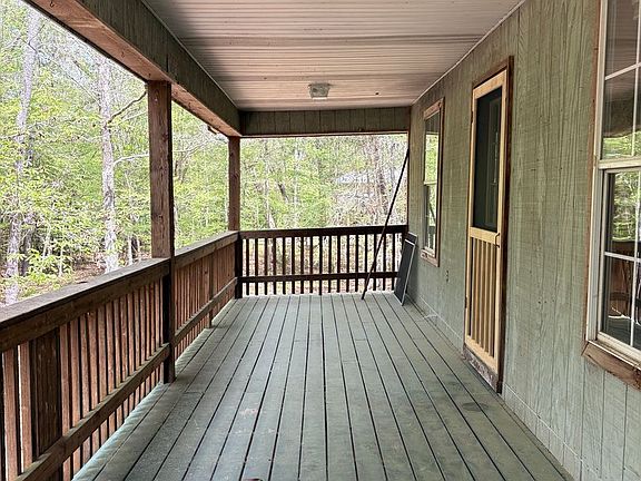 3rd image of 32 Osprey Cir