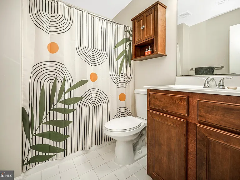 75 Fern Oak Cir #303 — Photo 25